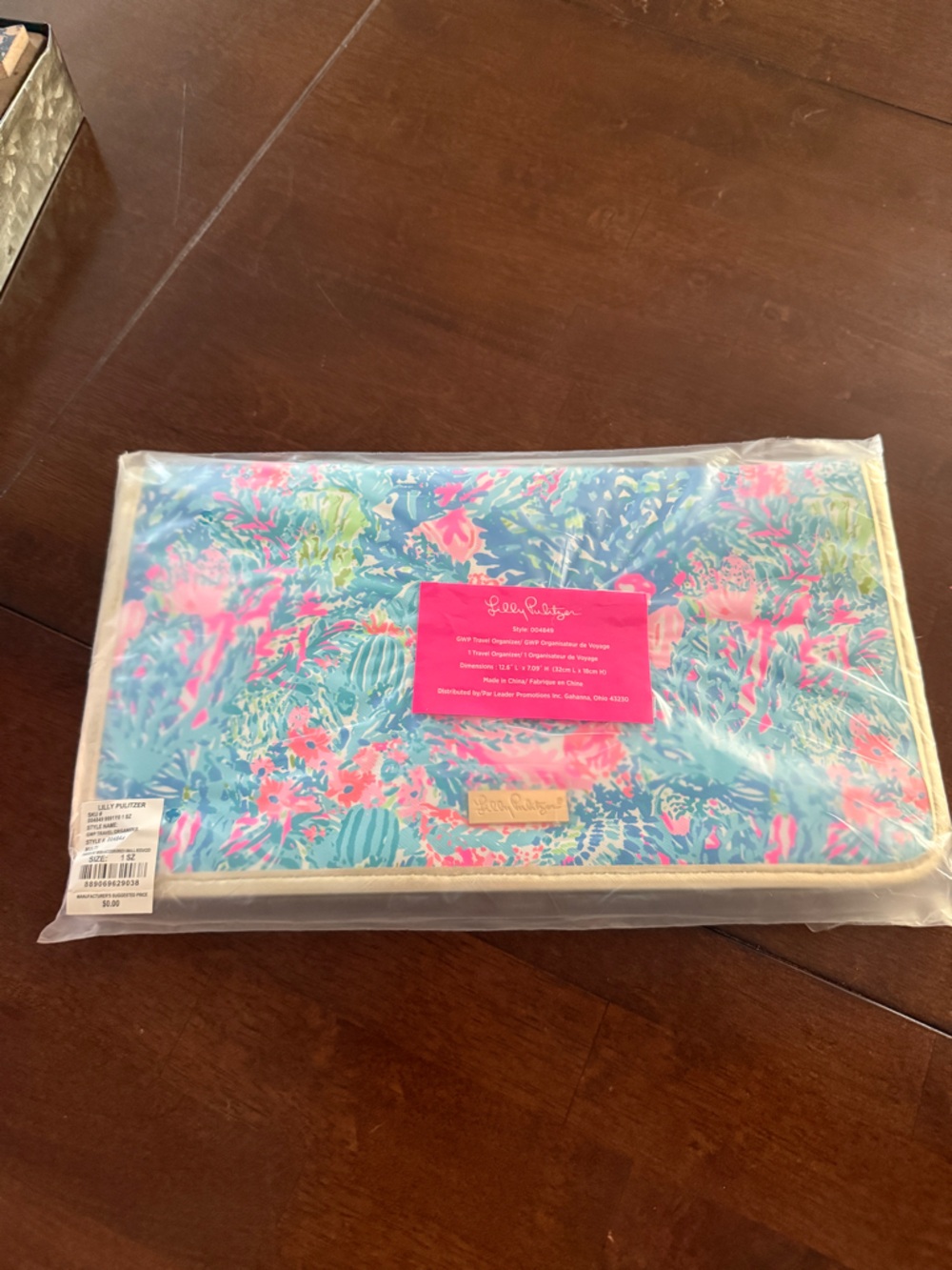 NEW Lilly Pulitzer Travel Organizer